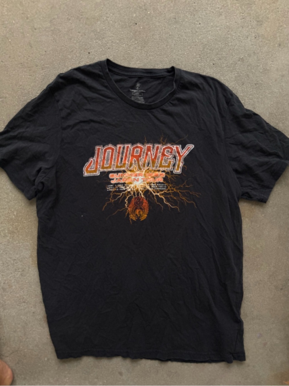 Journey Graphic Band Tee - Black